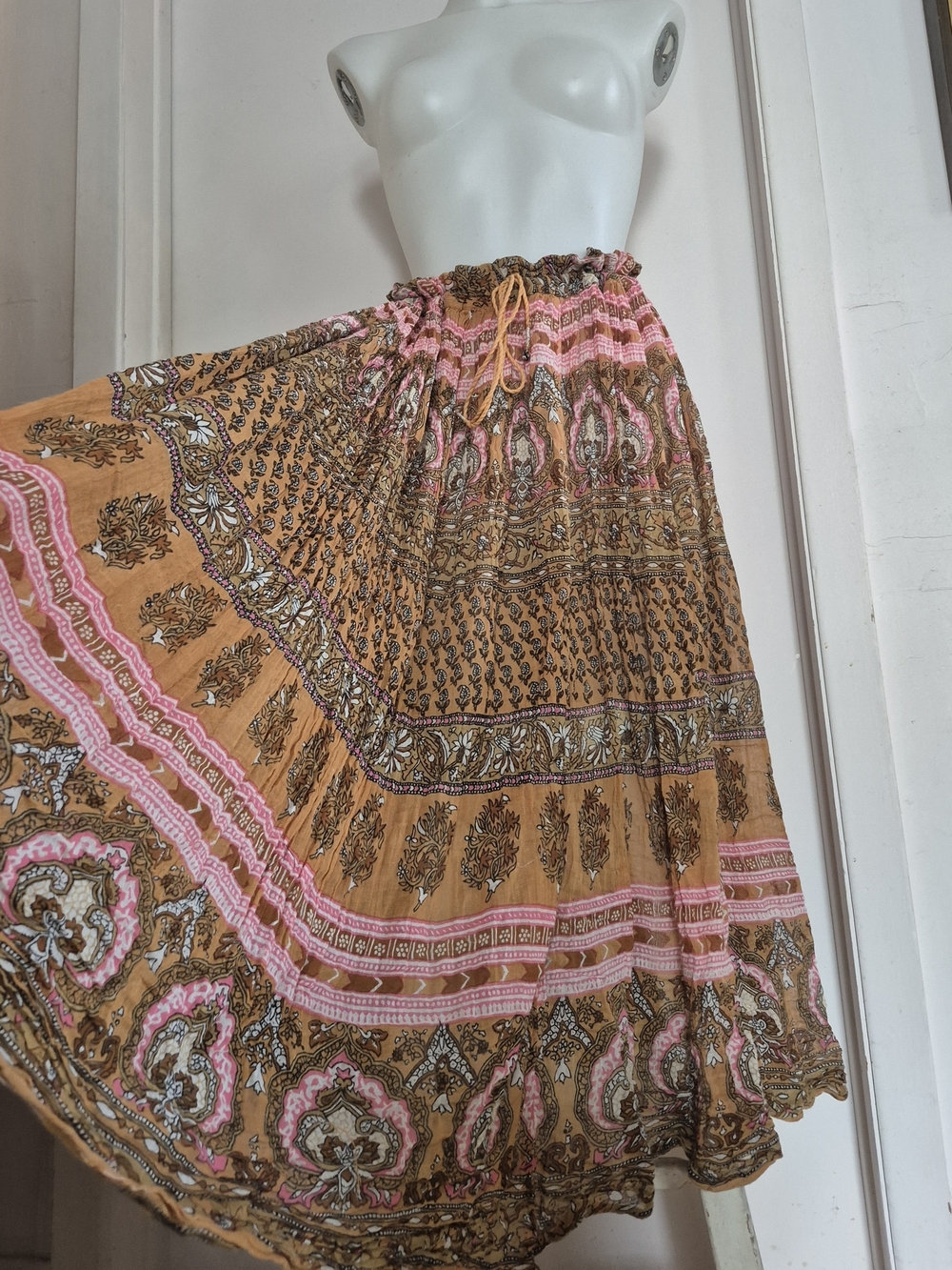 70s Vintage Bohemian Hippy Floral Print Maxi Skirt in Mustard and Pink
